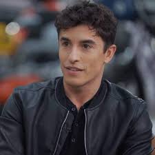 Marc Márquez, estrena nueva novia Lucía Rivera