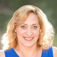 Ella Tutterow's Instagram, Twitter & Facebook