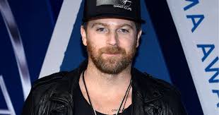 In 'Wild World,' singer Kip Moore turns a mirror