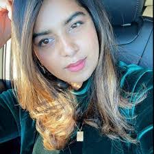 Ashlie Oliver's Instagram, Twitter & Facebook