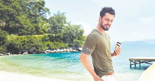 Can the excitement of the national lottery save a finished marriage? Oldur Beni Sevgilim Filminin Vizyona Girecek Olmasinin Heyecanini Yasayan Murat Boz A Internet Dunyasindan Tatli Bir Odul Geldi Takvim