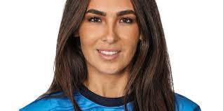 Tara Kirk's Instagram, Twitter & Facebook