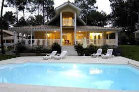 Residence Eden Parc Golf A Lacanau Des 208 Avec Vacances Lagrange Iziva Com En 2020 Lacanau Location Maison Vacances Location Vacances France