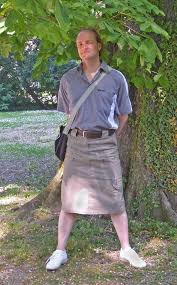 Christian Vorm Baum Kleid Mann Manner Mode Nachthemd Lang