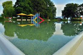 Find out how ivette, bleejay, lou and ariana connected with their ideal flatmate through badi. Badi Freibad Und Minigolf Eichholz Gerlafingen Solothurn Pro Wasseramt Regionalstark