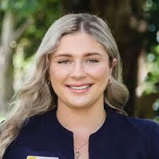 Lexie Pepyat • Ray White
