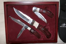 5 ¾ open and 3 3/8 closed. How Much Is A Winchester Pocket Knife Worth