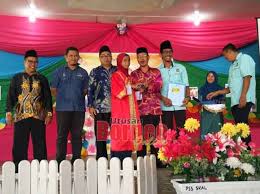 Posted by akademik smkcs at 03:49. Kecemerlangan Dalam Pendidikan Pemangkin Masa Depan Terbaik Utusan Borneo Online