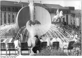 Dresden Springbrunnen April 1986 Dresden Zeitreise Springbrunnen
