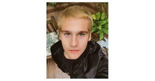 O segredo de davi (2018) (118'). Filme Com Nicolas Prattes O Segredo De Davi E Selecionado Para Festival Internacional De Cinema Purebreak