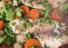 Cocinar al vapor es sinónimo de comida saludable. Filete De Pescado Con Verduras Al Vapor Receta De Estrella Dominik Receta Pescado Con Verduras Verduras Al Vapor Receta Verduras