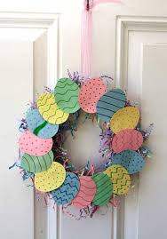 This tutorial for this diy paper easter wreath is the perfect diy to get in the spirit of the holiday. 33 Creative And Fun Easter Wreath Ideas Guide Patterns