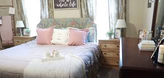 Welcome to vintage rustic decor. 15 Charming Diy Rustic Bedroom Decor Ideas