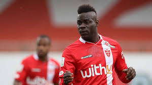 Italia & brescia striker⚽ don't believe anything you . Mario Balotelli Vor Wechsel In Die Super Lig