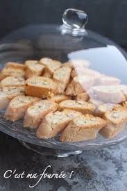 C Est Ma Fournee Les Cantuccini Aux Amandes Recettes De Cuisine Recette Croquant Recette Croquet
