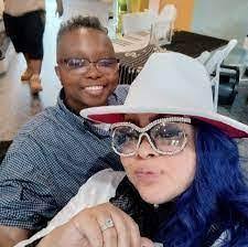 Endia Hilliard's Instagram, Twitter & Facebook