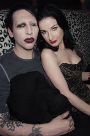 While studying journalism in college, brian warner met scott putesky. Grieving Marilyn Manson 48 Shares Rare Childhood Snap As He Announces The Death Of His Father Mirror Online