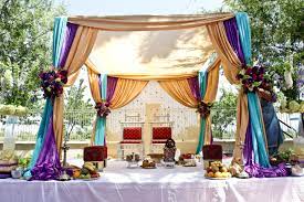 Tent In Mesa Courtyard Southern California Wedding Venues Wedding Southern California California Wedding Venues