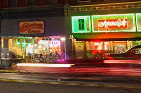 10 Late Night Dining Options For Every Midnight Craving Midnight Cravings Late Nights Cravings