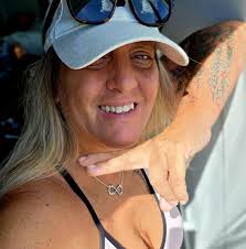 Is Shein furniture reliable for a comfortable couch?