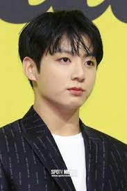 Side step right left to my beat #jeonjungkook #jungkook #bts #방탄소년단 #bts_butter 64 Jungkook Ideas In 2021 Jungkook Bts Jungkook Jeon Jungkook