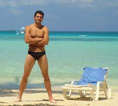 Fabio fognini, also known as fogna, began playing tennis at age four. Kenneth In The 212 Speedo Sunday