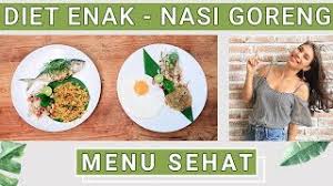 Dua buah cabai merah keriting, 2 buah cabai rawit, 2 siung bawang merah, 1 siung bawang putih, garam, lada bubuk. Nasi Goreng Sehat Menu Diet Sehat Enak Youtube