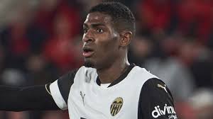 Cristhian Mosquera: Why Arsenal want to sign Valencia's young defender who  almost chose basketball career over football