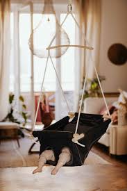 A pindurka bababolt adamo hintái már nulla éves kortól használhatók, ahogy a kórházból hazaértetek már használhatjátok bölcsőhintaként. Adamo Hammock Hol Hasznalhato Az Adamo Hinta Es Hova Facebook
