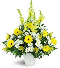 Shining Light Tribute Sympathy Flowers Happy Flowers Flower Shop Display