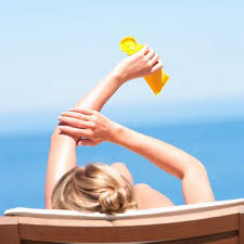 Comment Bien Bronzer Avec Un Indice Solaire Eleve Elle