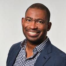 Noel Pennington's Instagram, Twitter & Facebook