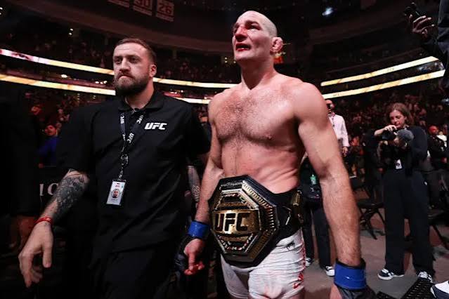 UFC 328: Sean Strickland captures middleweight title with split decision win over Khamzat Chimaev - Yahoo Sports