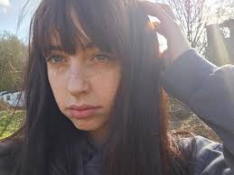 Any guesses?? I really like them, what age do you think the are? who ??