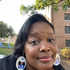 Zeta Sazzy Lady Wood Earrings