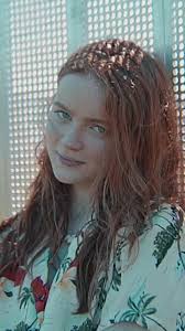 Sadie Sink Live Wallpaper: Aesthetic Video