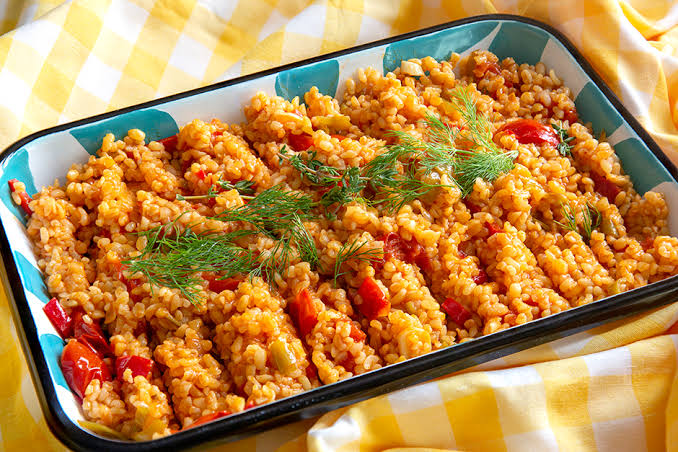 Meyhane-Style Bulgur Pilaf