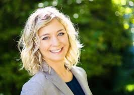 Pin On Professional Headshot Ideas