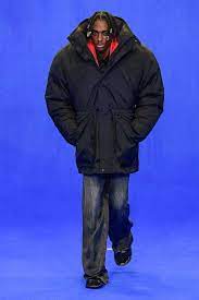 Are there any glaring flaws with tiger's balenciaga wfp hoodie? ÙŠØ­Ù…ÙŠ Ø­Ù„Ø§Ù‚Ø© Ø´Ø¹Ø± ÙØ³ÙŠÙØ³Ø§Ø¡ Balenciaga Winter Jacket Men Dsvdedommel Com