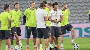 Alles zum ⚽ em 2021 achtelfinale von 26. Em 2016 Spielplan Termine Ansetzungen Ab Achtelfinale Deutschlands Weg Ins Finale Eurosport