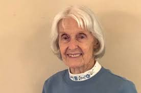 An old-fashioned barn quilt raising