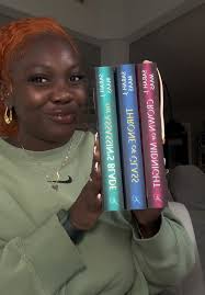 Throne of Glass Series Update 📚 your girl been reading 👏🏾👏🏾 #booktok  #throneofglass