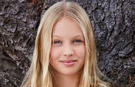 Raffy Morrison Home And Away Characters Back To The Bay Home And Away Home Morrison Homes