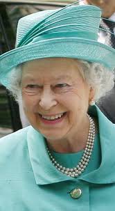 Paola,37, fick ja av drottningen