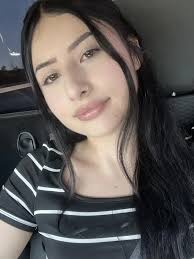 Promote with Esme Solis (@ezmesolis)