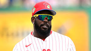 Terrified Adolis García Wondering If Anyone Else Can See Phillie Phanatic