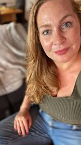 Ich sollte noch kommentieren. DM's schreiben. Eine Podcastfolge aufnehmen.  Endlich das Gruppencoaching rausbringen. Früher hat oft das schlechte  Gewissen an mir genagt. Arrrrgh. Wo könnte ich…