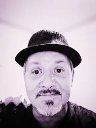 Classical tenor seeking pianist partner