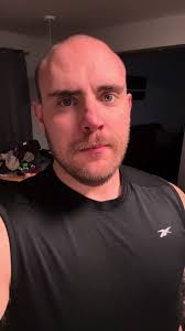 Day 1 of 60 day pushups challenge! Let’s go!! #pushupchallenge.  #chestworkout #triceps #tricep #upperbody #coreworkout #accountability  #pushups #bodytransformation #dailyvlog #fypシ #fyp ...