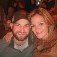 Congratulations to MJ's 2019-2020 Teacher of the Year, Señora Jennifer  Sloan. Mrs. Sloan teaches Spanish 1, 2, 3, 4 and Spanish elective, coaches  JV volleyball, sponsors WINGS devotional time, and is a